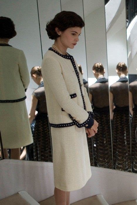 traje chanel|coco chanel vestidos.